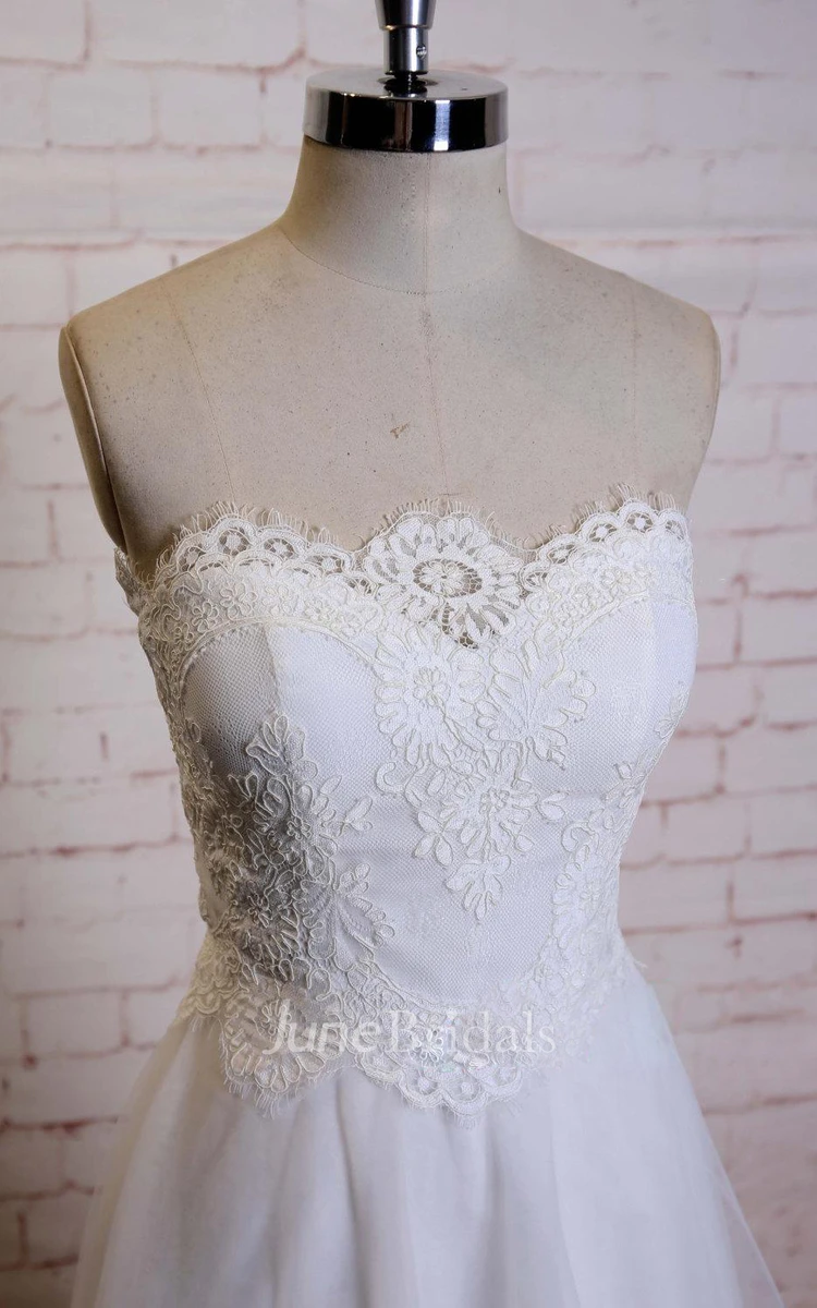 Sweetheart A-Line Tulle Wedding Dress With Lace Edging
