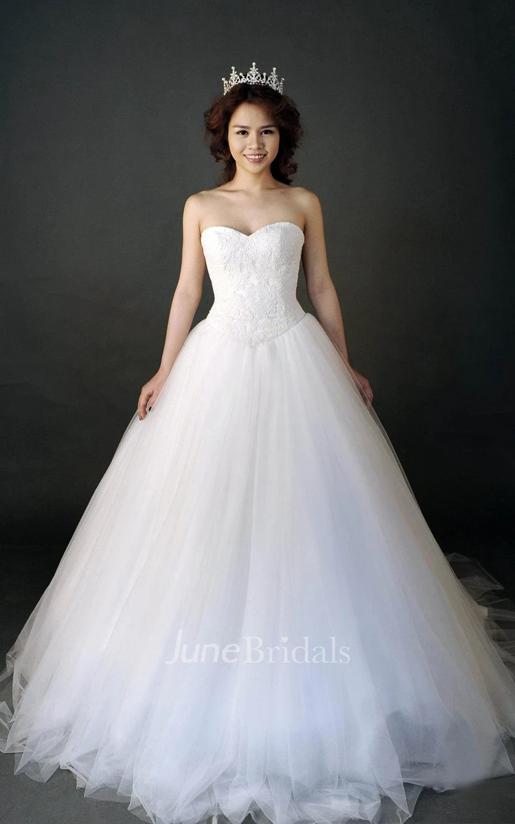 Sweetheart Tulle Bull Gown With Lace Corset and Court Train - June Bridals