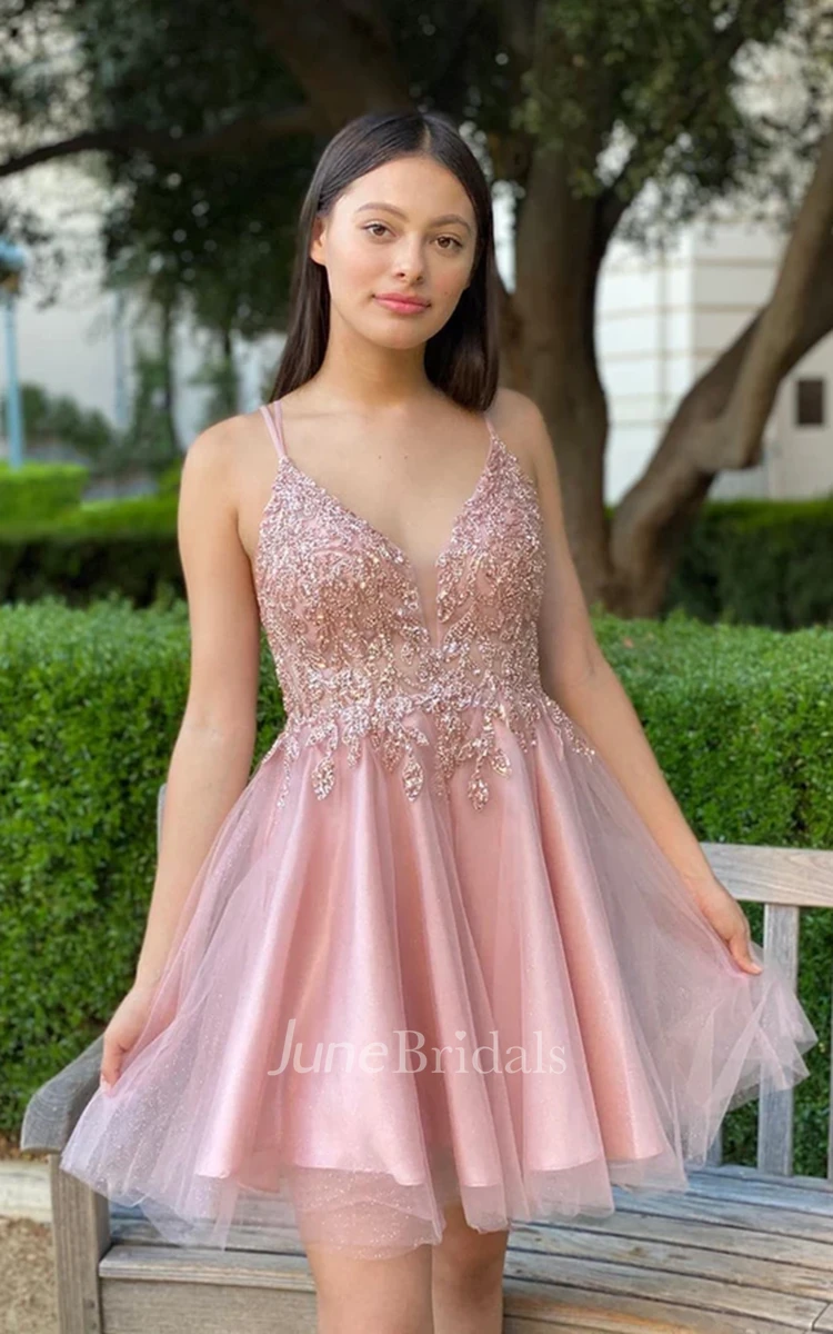 Sexy A Line Sleeveless Tulle Plunging Neckline Short Homecoming Dress with Appliques