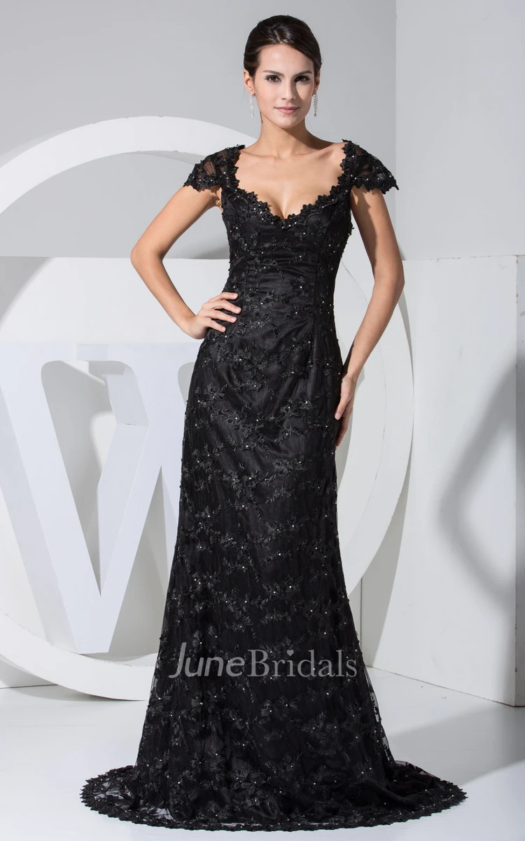 Caped-Sleeve Deep V-Neck Dress With Lace Appliques and Brush Train