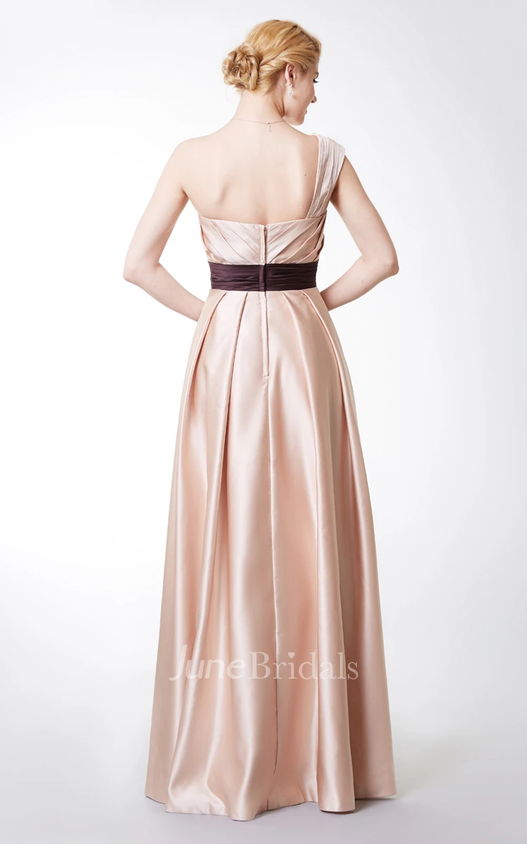 Shimmering Diagonal Pleated Gown With Contrast Waistband