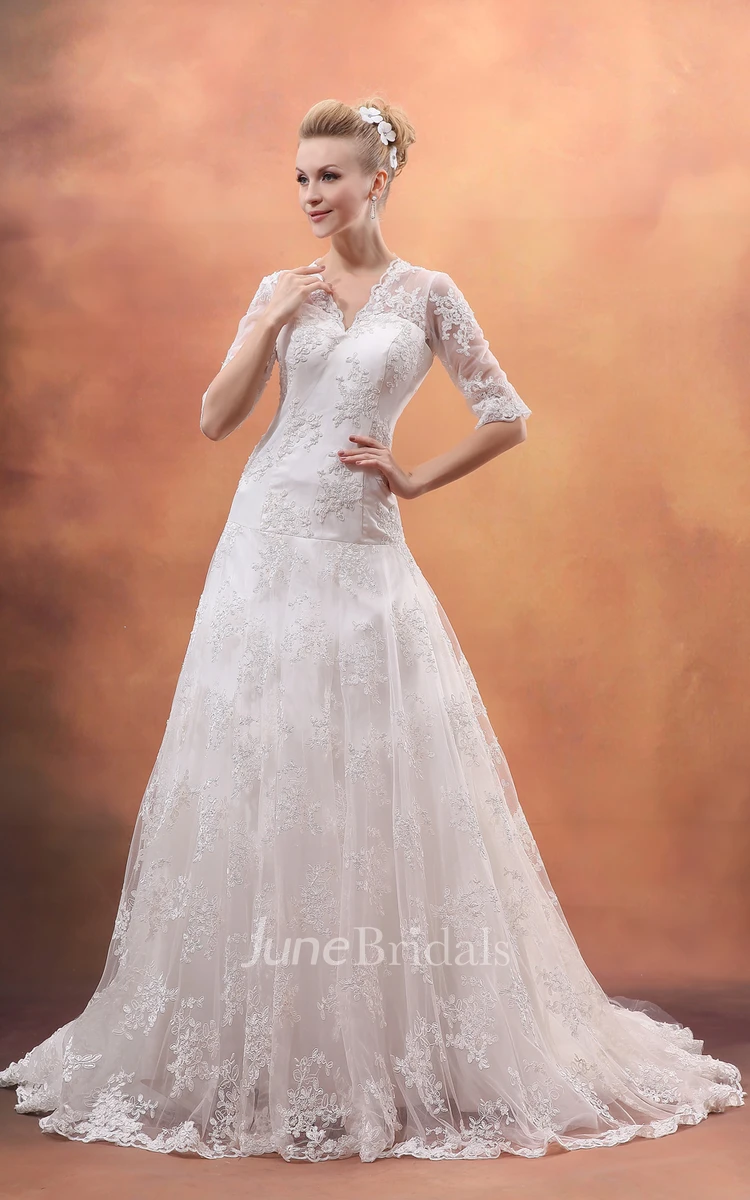 Half-Sleeve V-Neck Gown With Soft Tulle And Laces