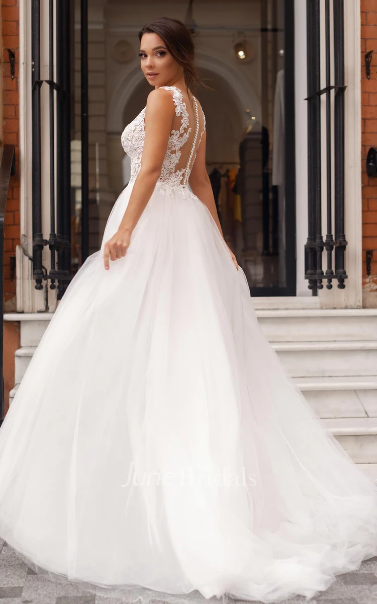 Bohemian Tulle and Lace Scalloped A Line Sweep Train Wedding Dress with Ruching