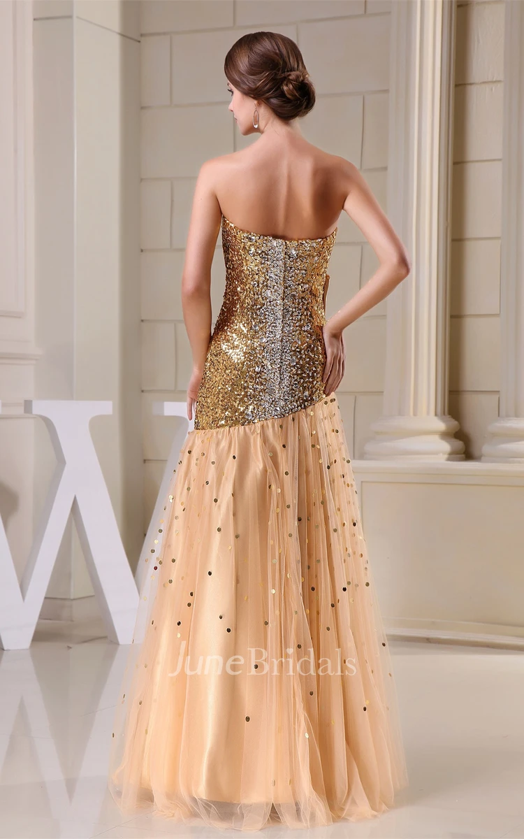 Glamorous Sweetheart Ruched Tulle Dress with Bow and Crystal Detailing