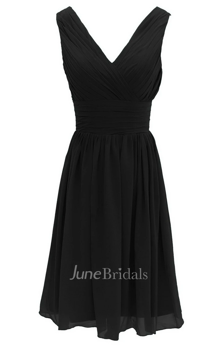 V-neck Pleated A-line Short Dress With Ruched Band