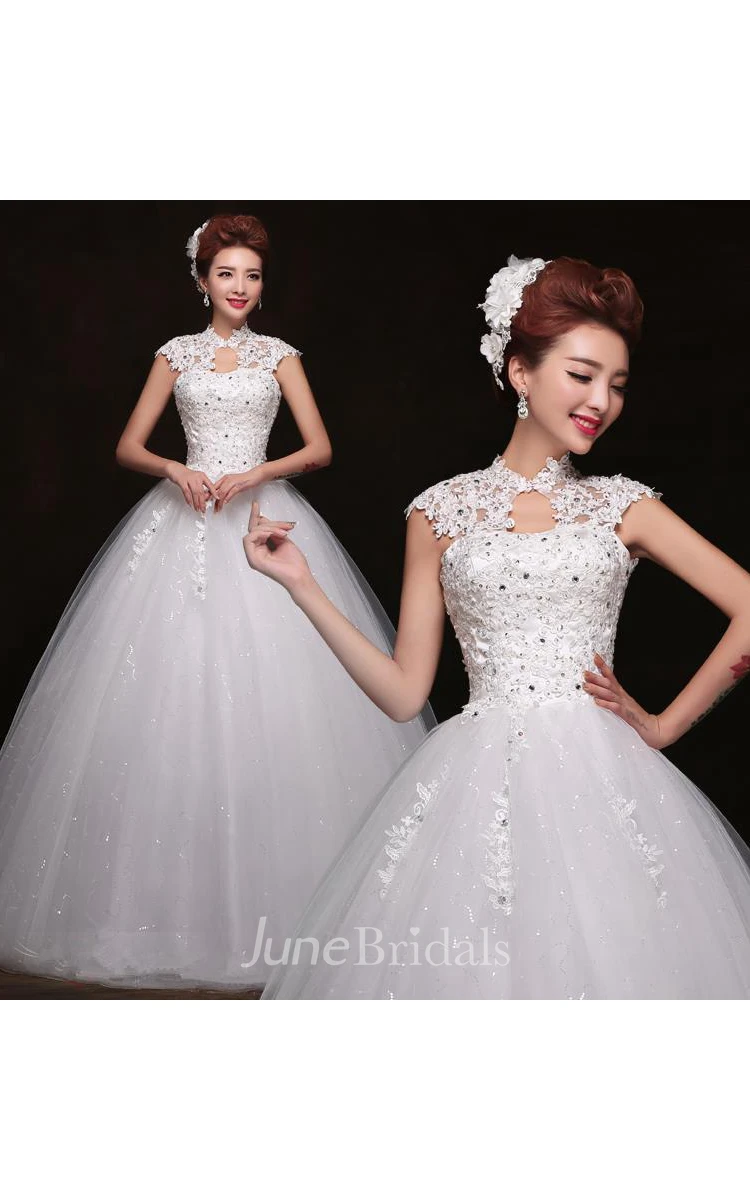 Gorgeous High Neck Cap Sleeve Wedding Dresses Ball Gown With Lace Appliques
