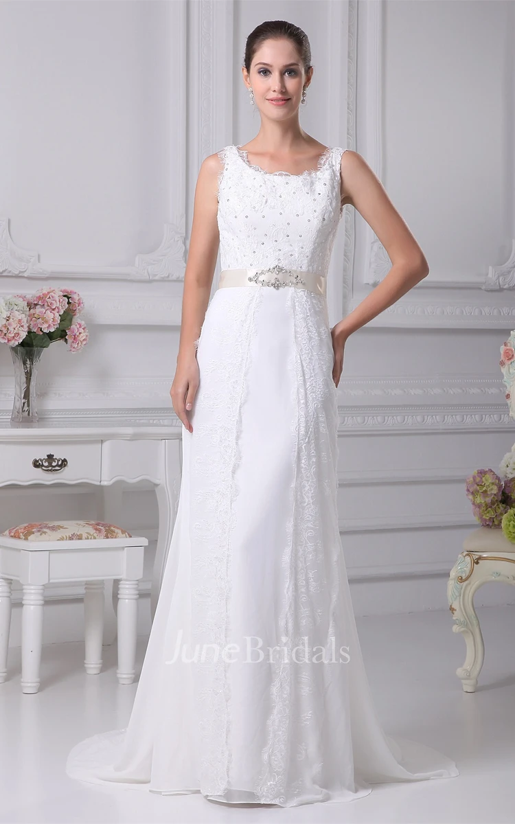 Country-Style Sleeveless Sheath Dress with Appliques and Broach