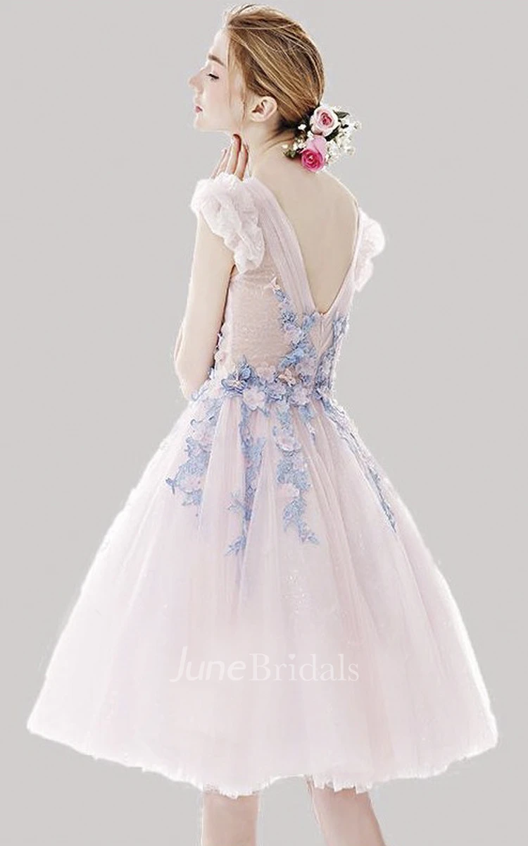 Romantic Floral Appliqued Tulle Knee Length Dress With Criss Cross And Cap Sleeves