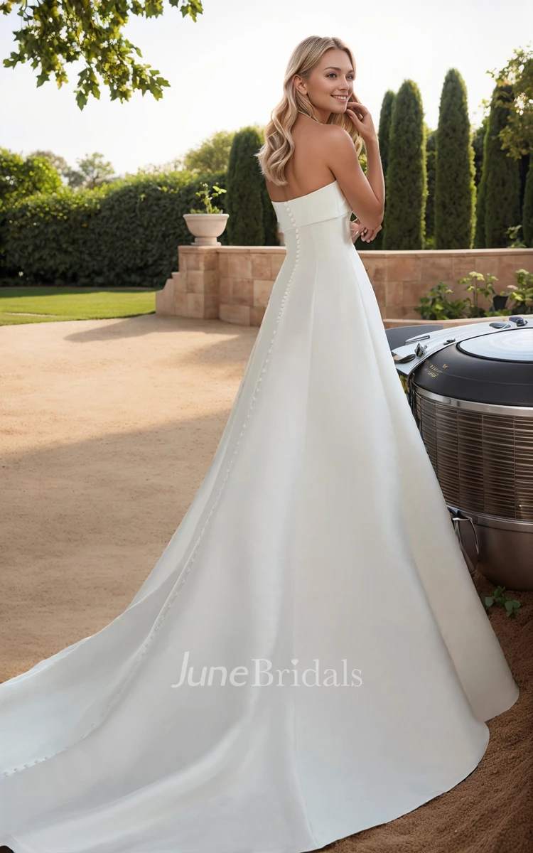 Modern Simple A-Line Beach Strapless Neckline Wedding Dress Romantic Modest Ruching Button Back Satin Bridal Gown with Train