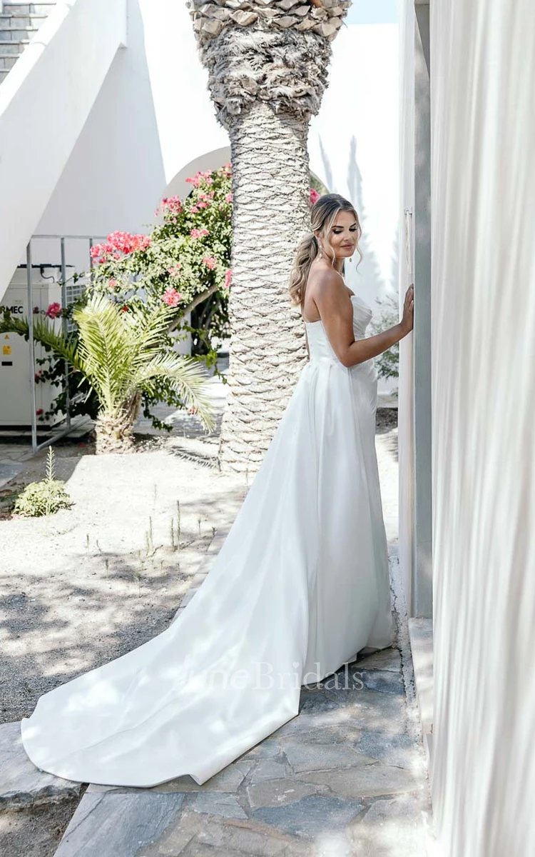 Elopement Sexy Beach Sheath Sweetheart Wedding Dress Romantic Modern Ruching Side Slit Low Back Destination Bridal Gown