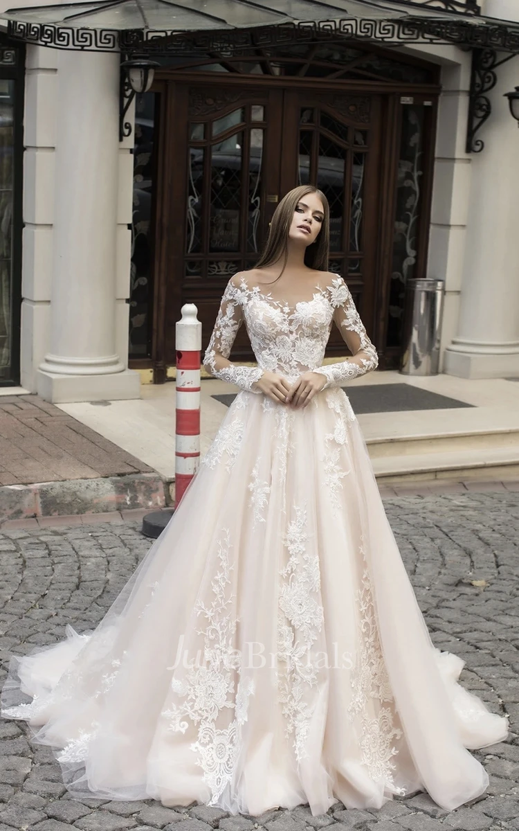 Lace A-Line V-neck Wedding Dress Simple Casual Elegant Romantic Beach Garden With Illusion Long Sleeves And Appliques